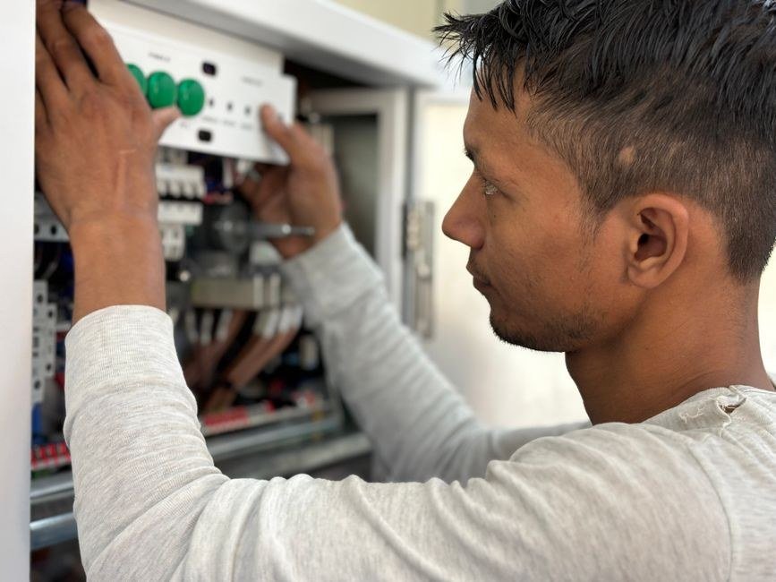 ADZ Electrical team